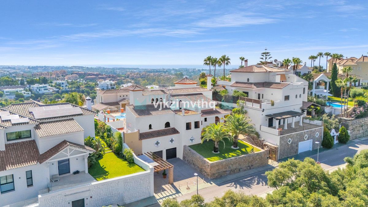 Villa en venta en Benahavis