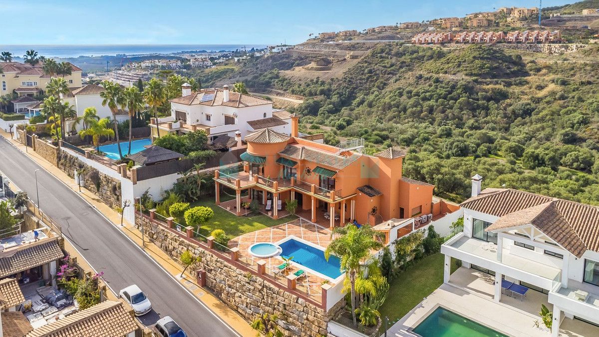 Villa en venta en Benahavis