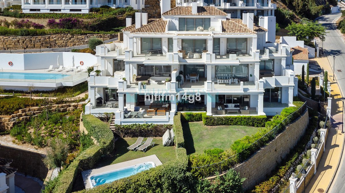 Ground Floor Apartment for sale in Nueva Andalucia