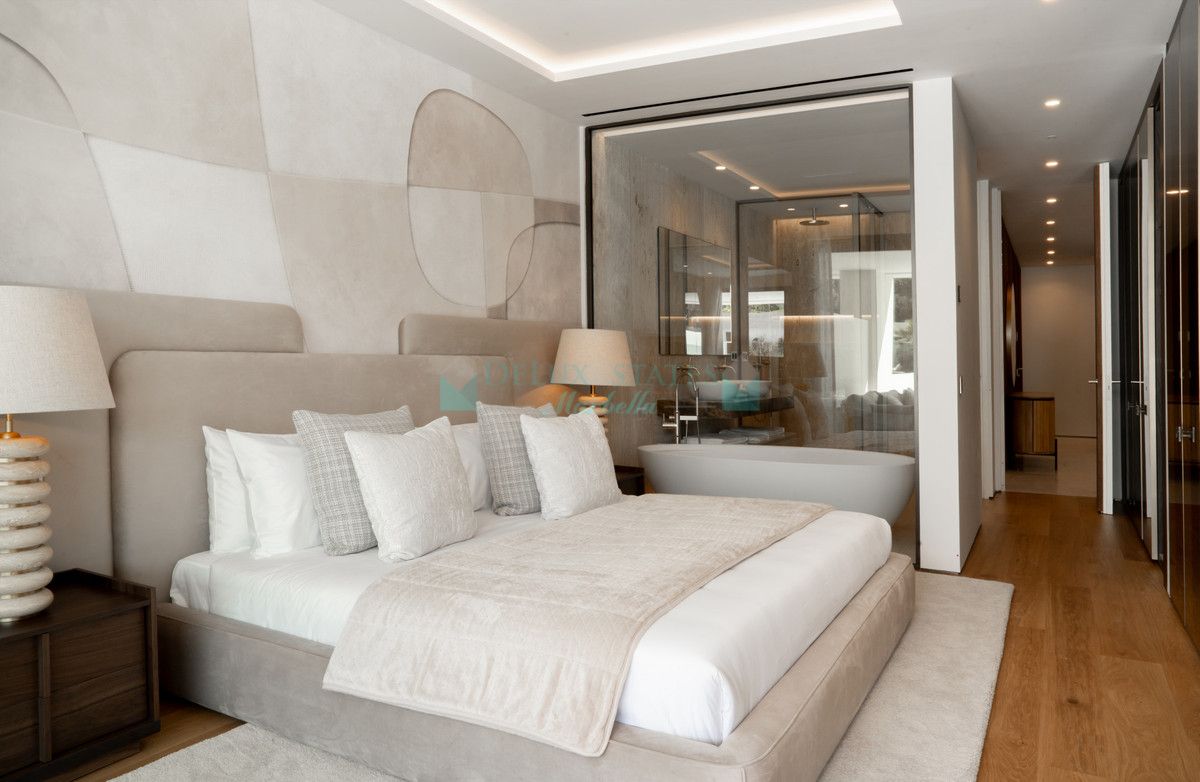 Ground Floor Apartment for sale in Marbella Golden Mile