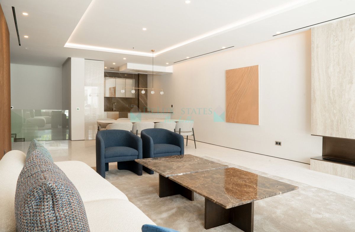 Ground Floor Apartment for sale in Marbella Golden Mile