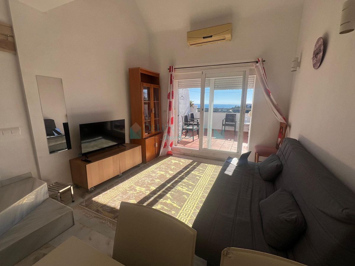 Penthouse for sale in Estepona