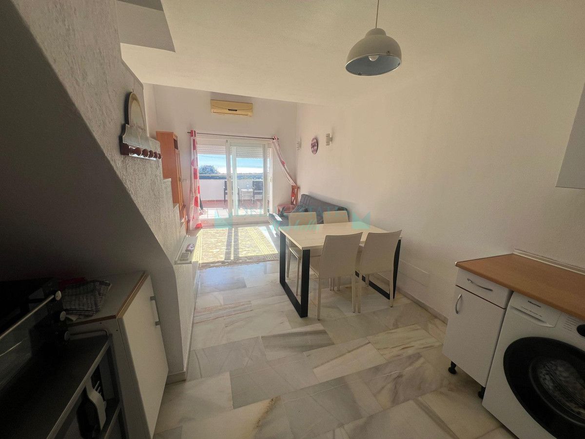 Penthouse for sale in Estepona