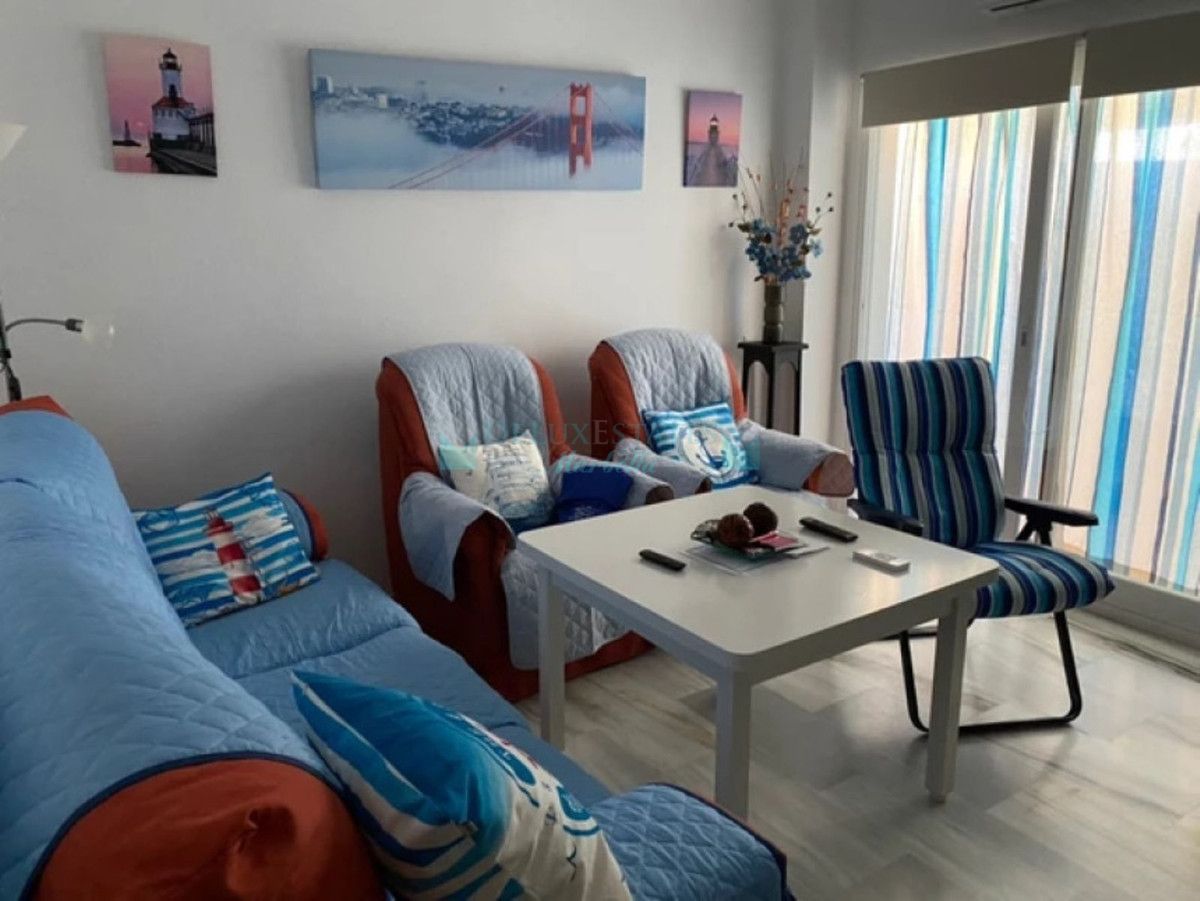 Apartment for sale in Estepona