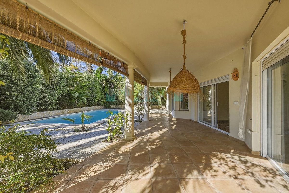 Villa for sale in La Reserva de Marbella, Marbella East