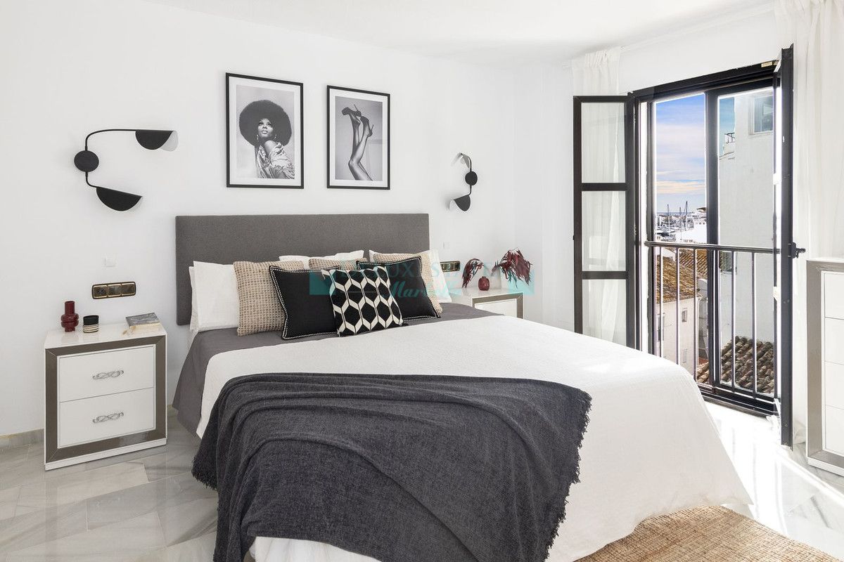 Apartment for sale in Marbella - Puerto Banus