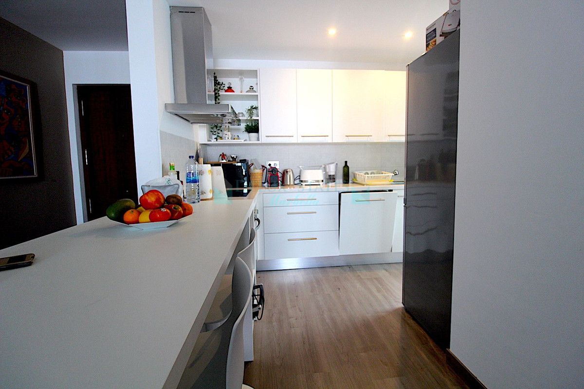 Apartment for sale in Estepona