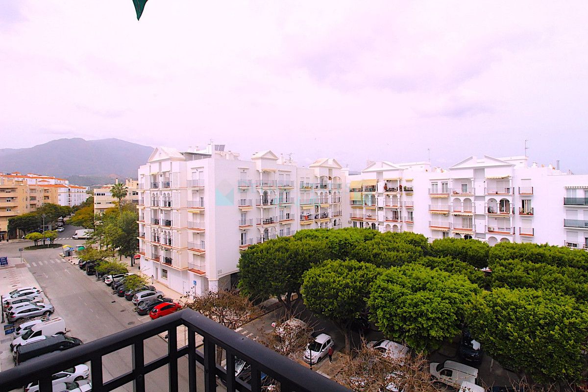 Apartment for sale in Estepona