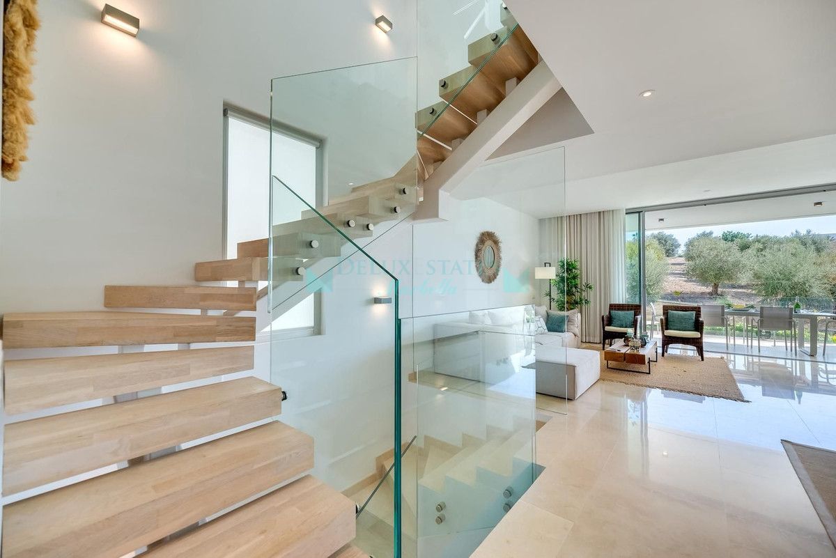 Adosado en alquiler en Rio Real, Marbella Este