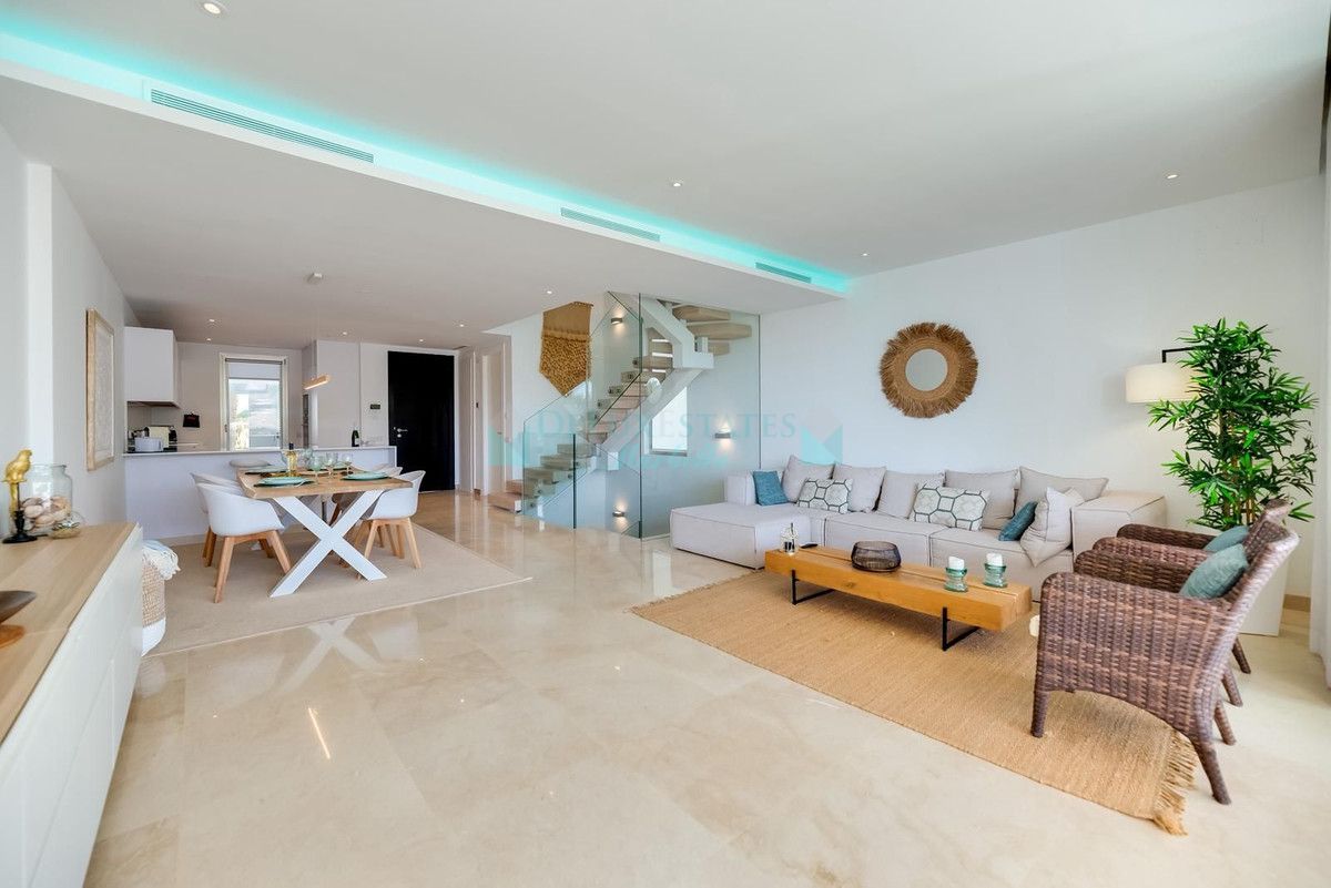 Adosado en alquiler en Rio Real, Marbella Este