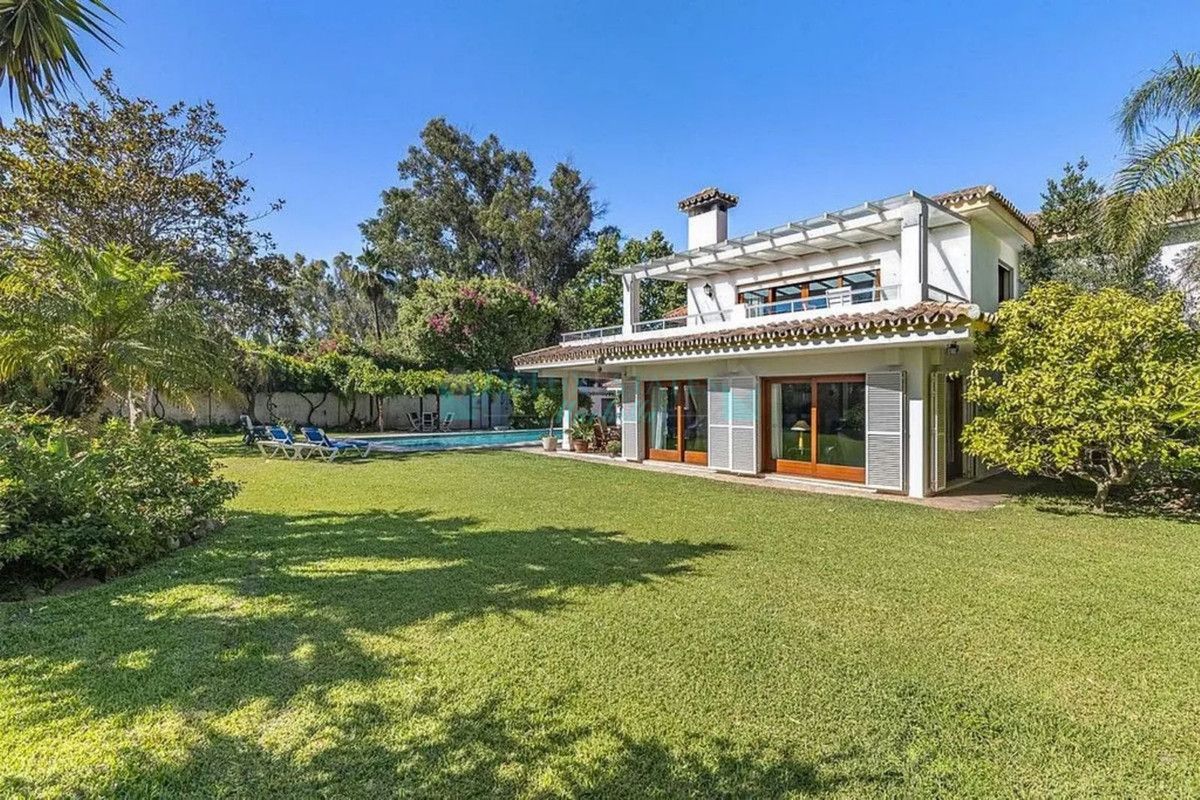 Villa en alquiler en Costalita, Estepona