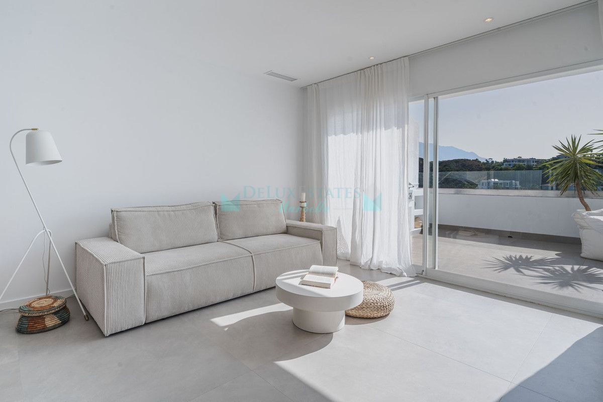 Penthouse for sale in La Quinta, Benahavis