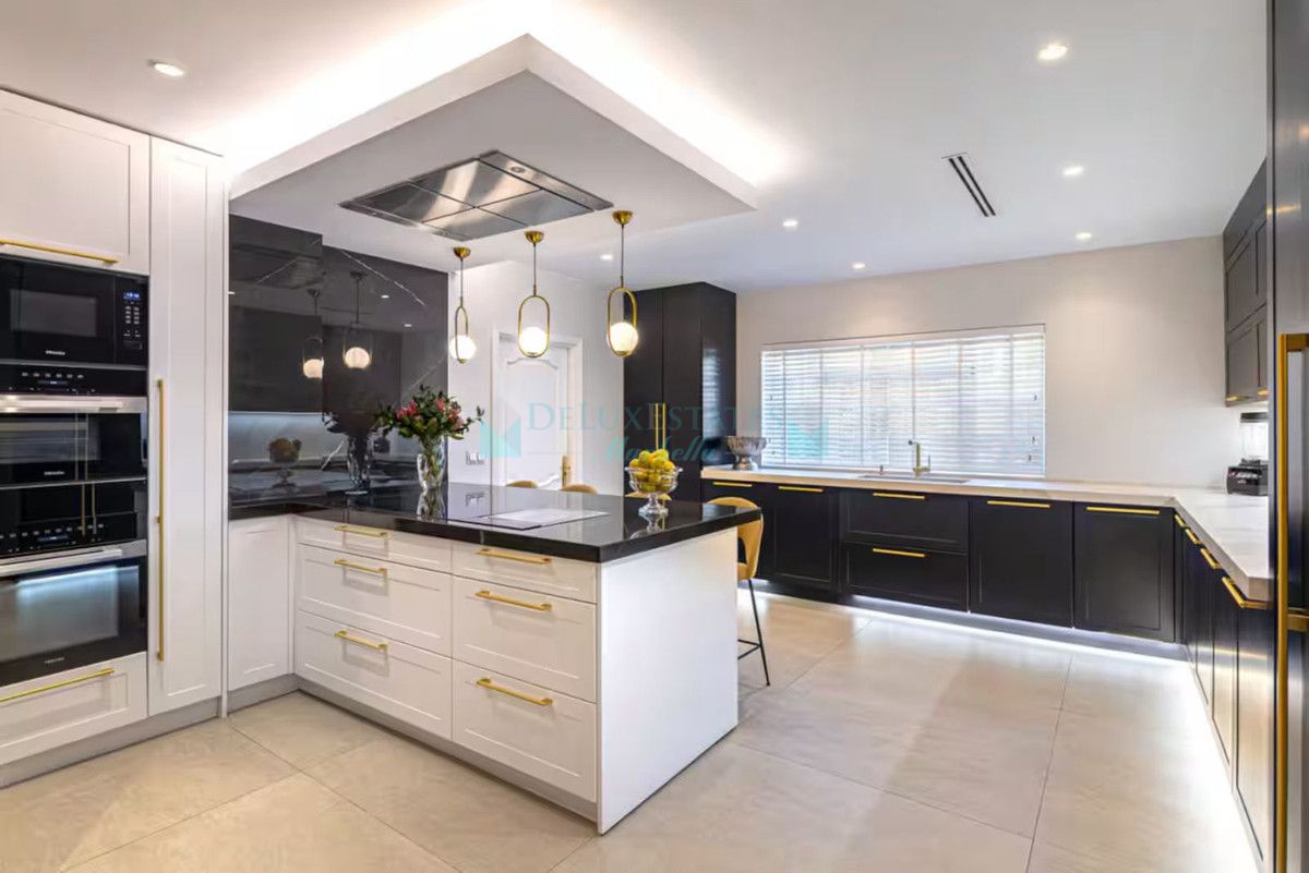 Villa for rent in Marbella - Puerto Banus