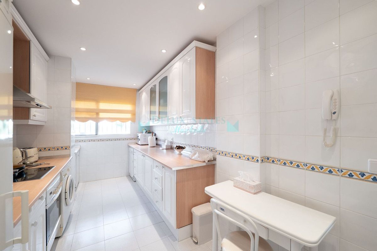 Apartment for rent in Estepona