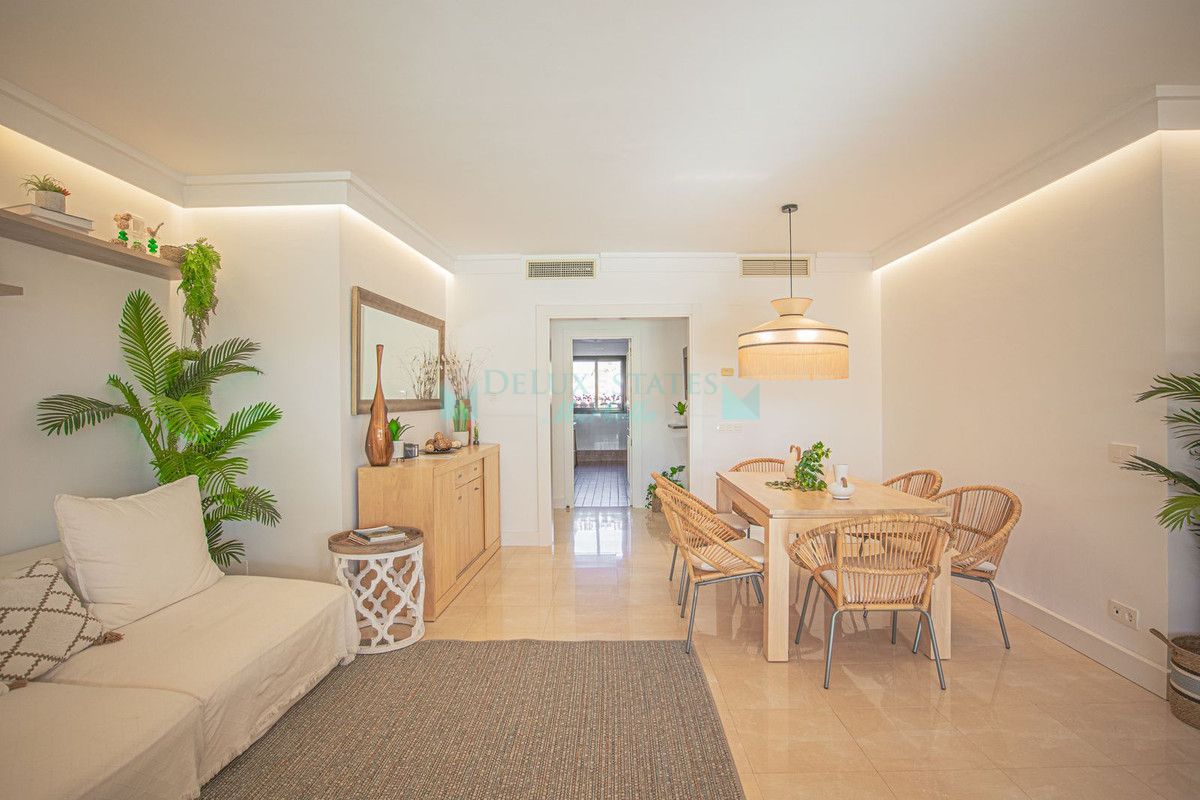 Apartment for sale in Estepona