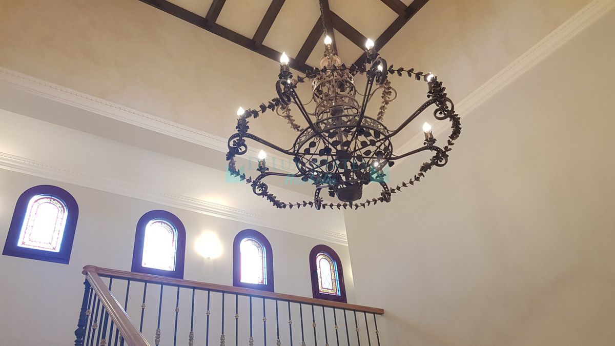 Villa for sale in Sierra Blanca, Marbella Golden Mile