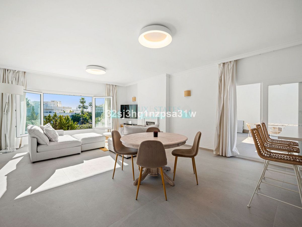 Ático en venta en Nueva Andalucia