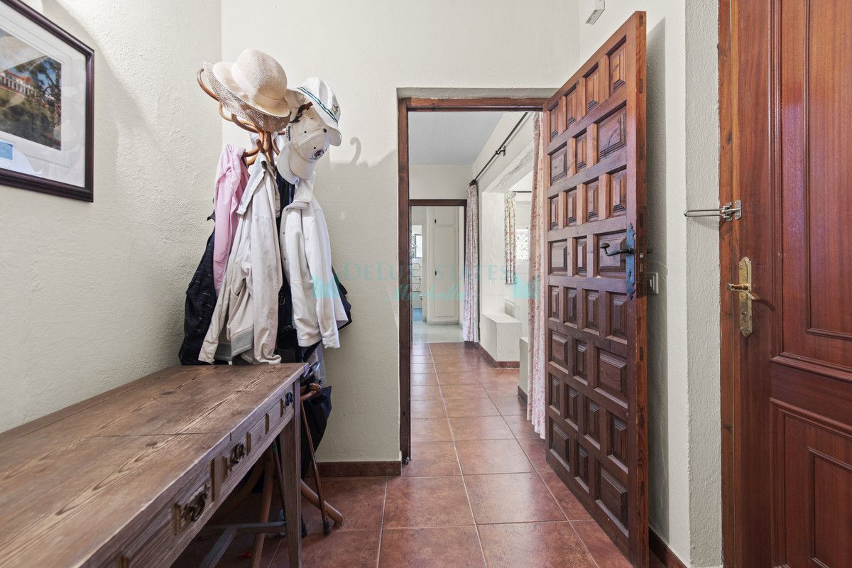 Villa for sale in Guadalmina Baja, San Pedro de Alcantara