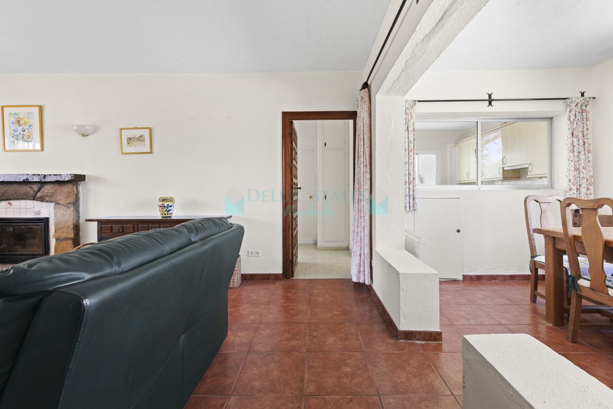 Villa for sale in Guadalmina Baja, San Pedro de Alcantara