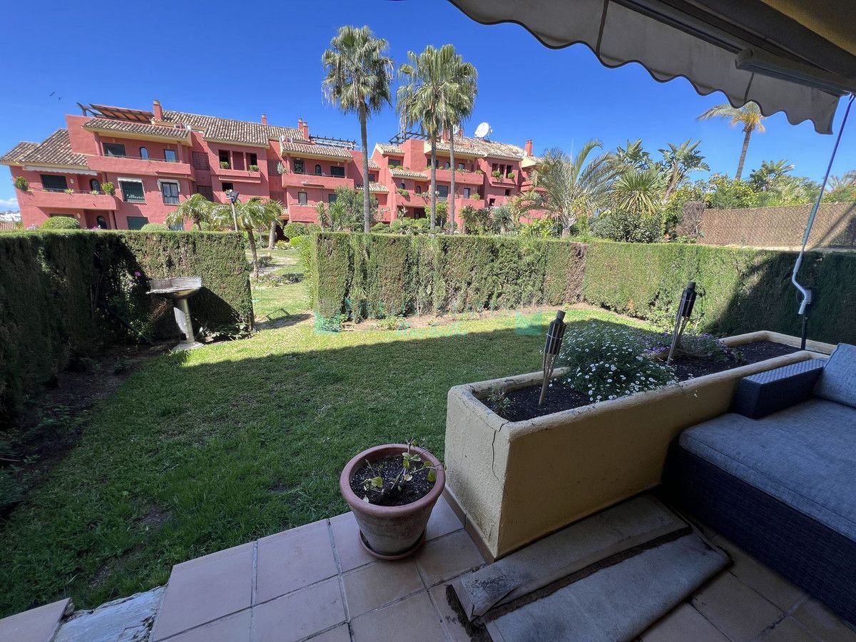 Apartamento Planta Baja en venta en Bel Air, Estepona