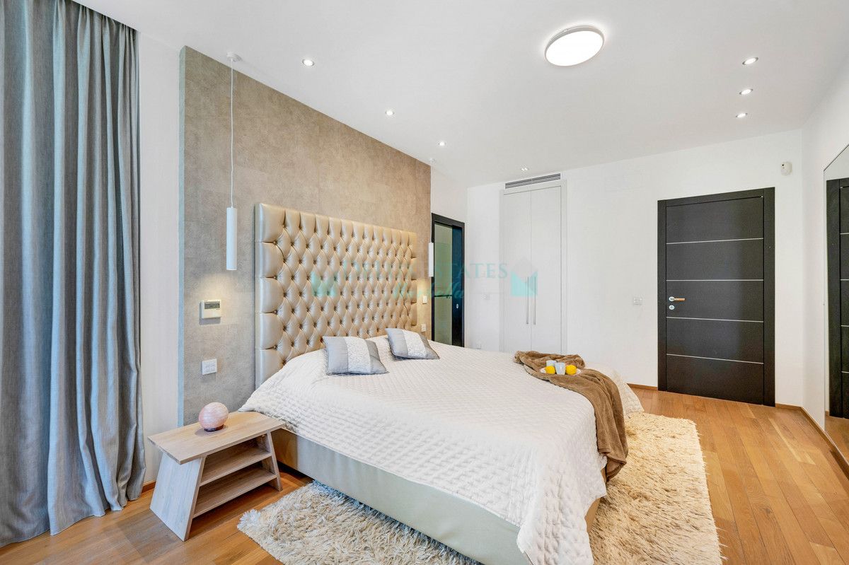 Town House for rent in Marbella Golden Mile