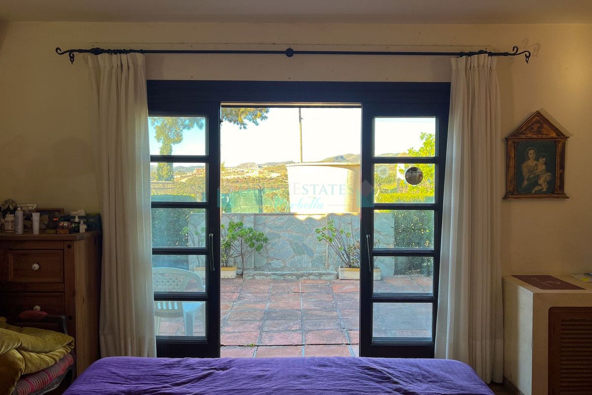 Villa en venta en Estepona