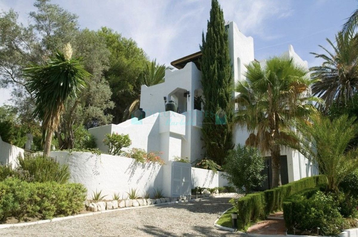 Villa for rent in Nueva Andalucia