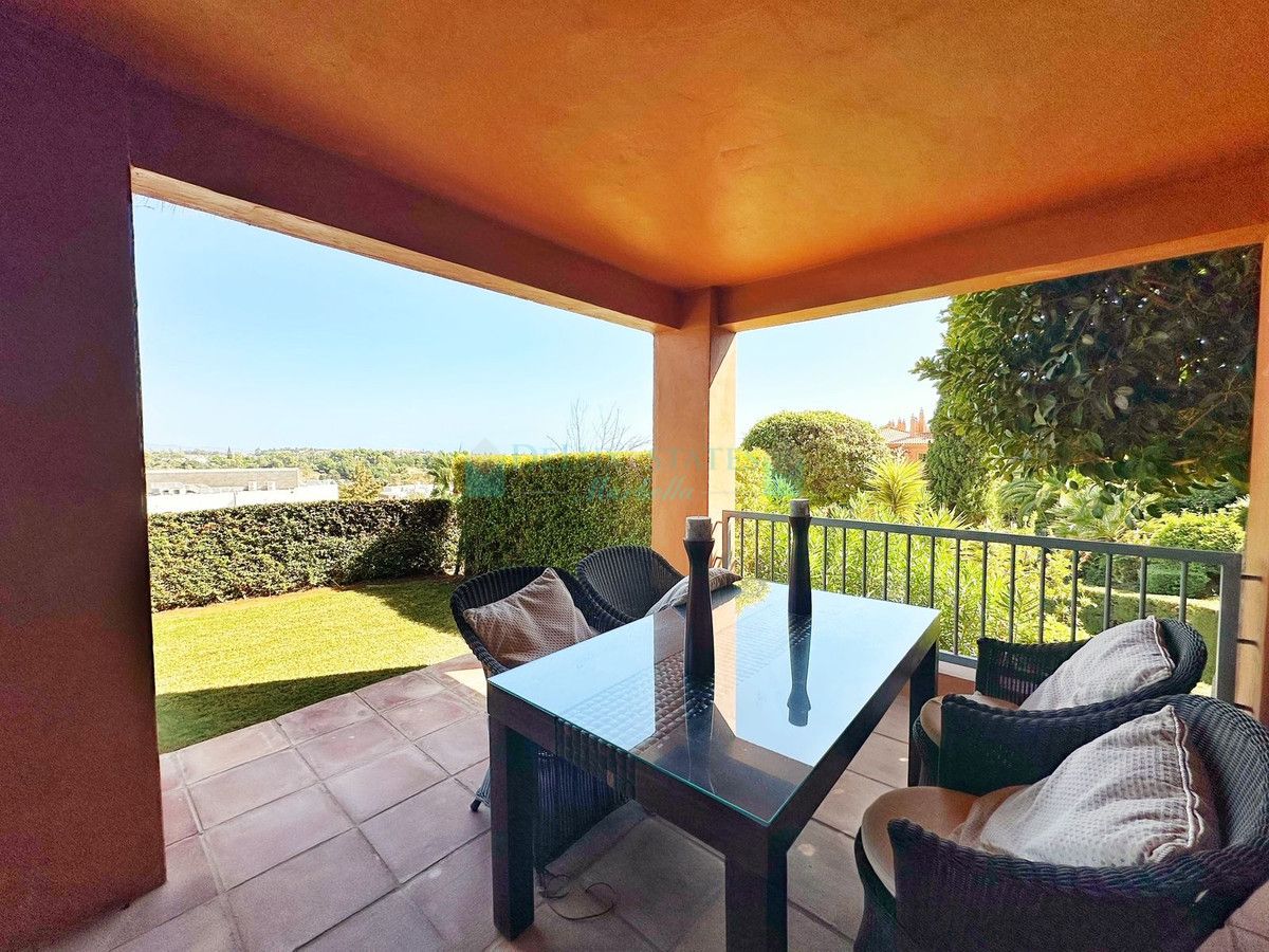 Ground Floor Apartment for rent in Atalaya, Estepona