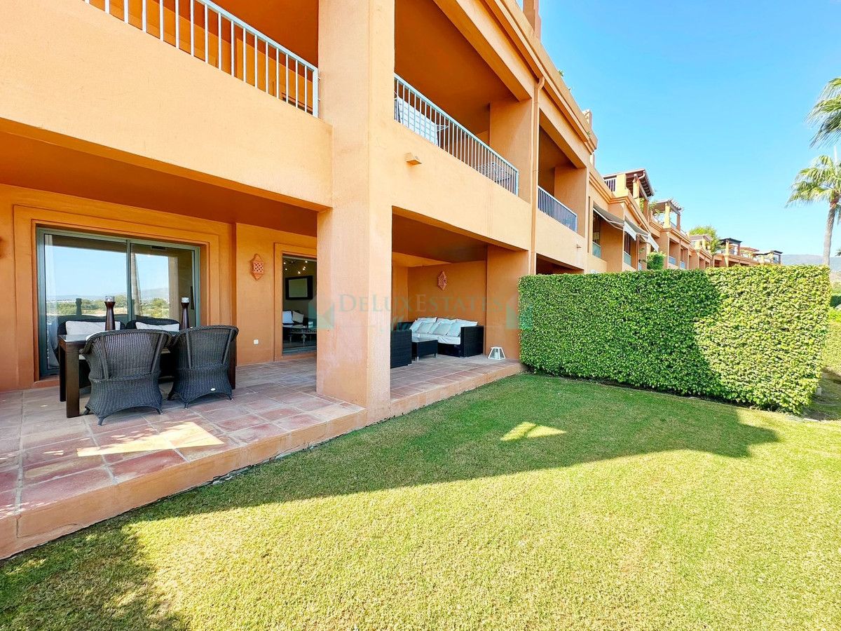 Ground Floor Apartment for rent in Atalaya, Estepona