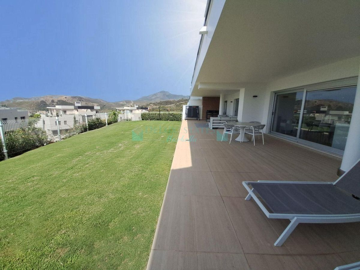 Ground Floor Apartment for sale in Los Arqueros, Benahavis