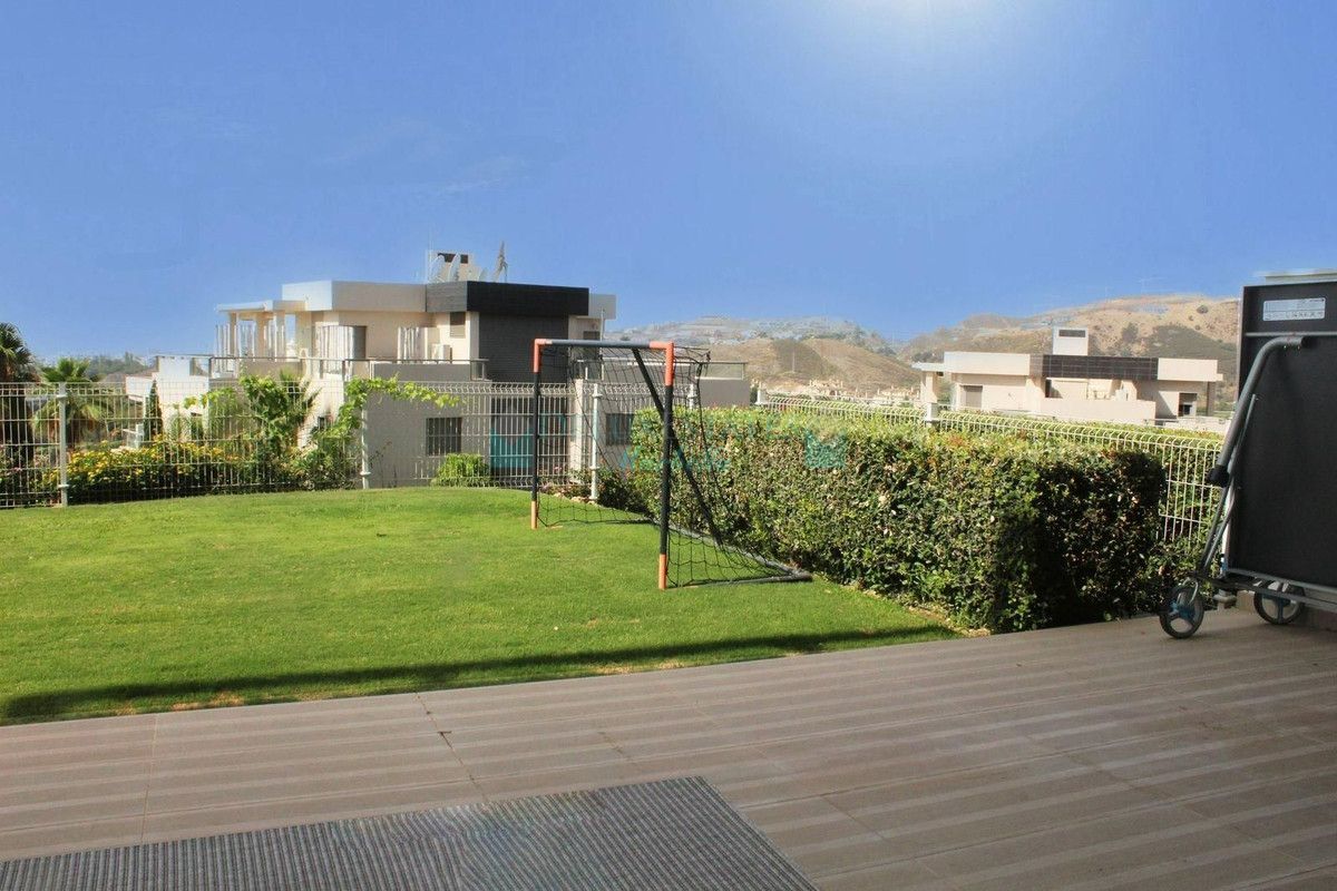 Ground Floor Apartment for sale in Los Arqueros, Benahavis