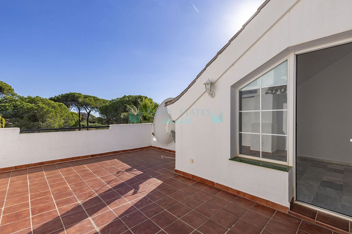 Town House for sale in Elviria, Marbella East