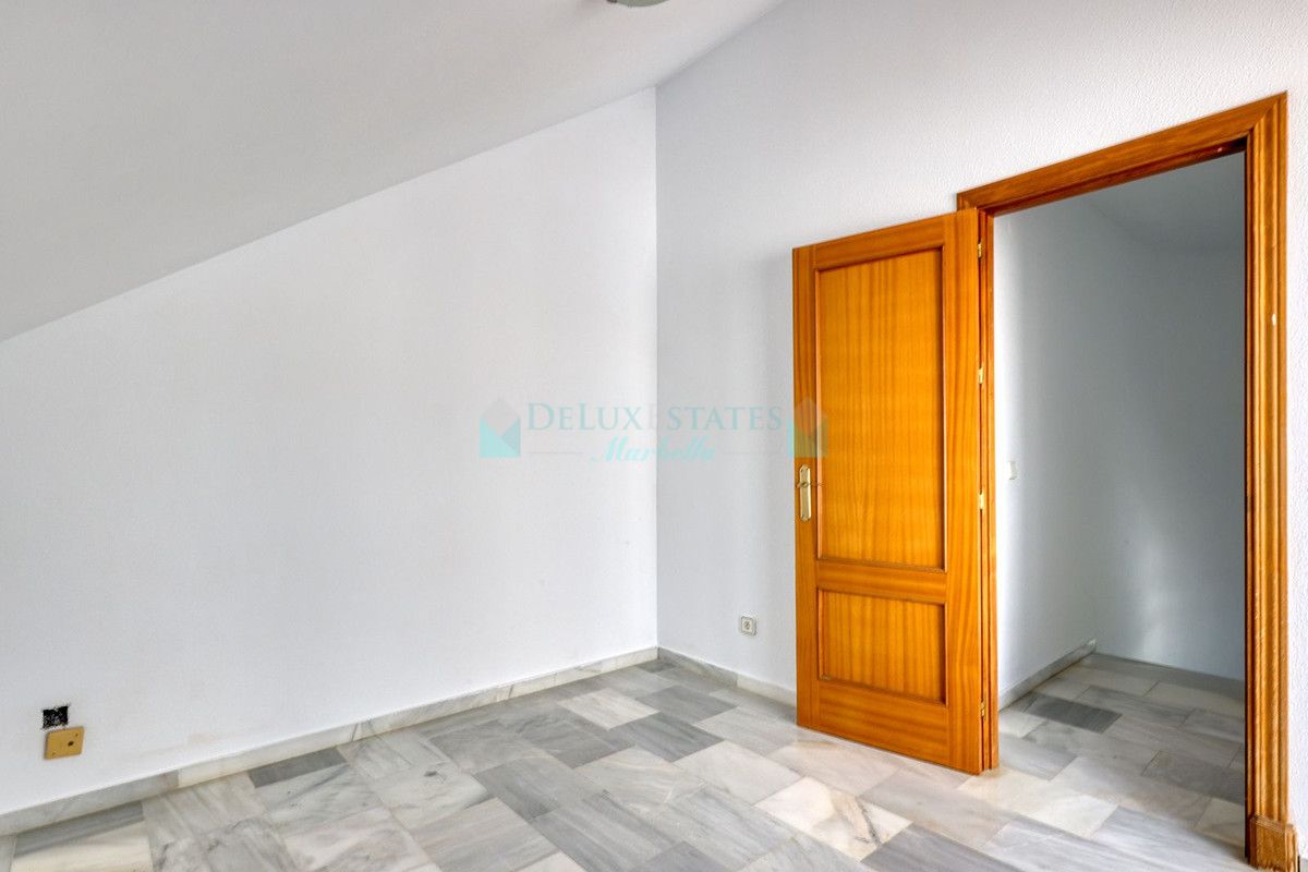 Town House for sale in Elviria, Marbella East