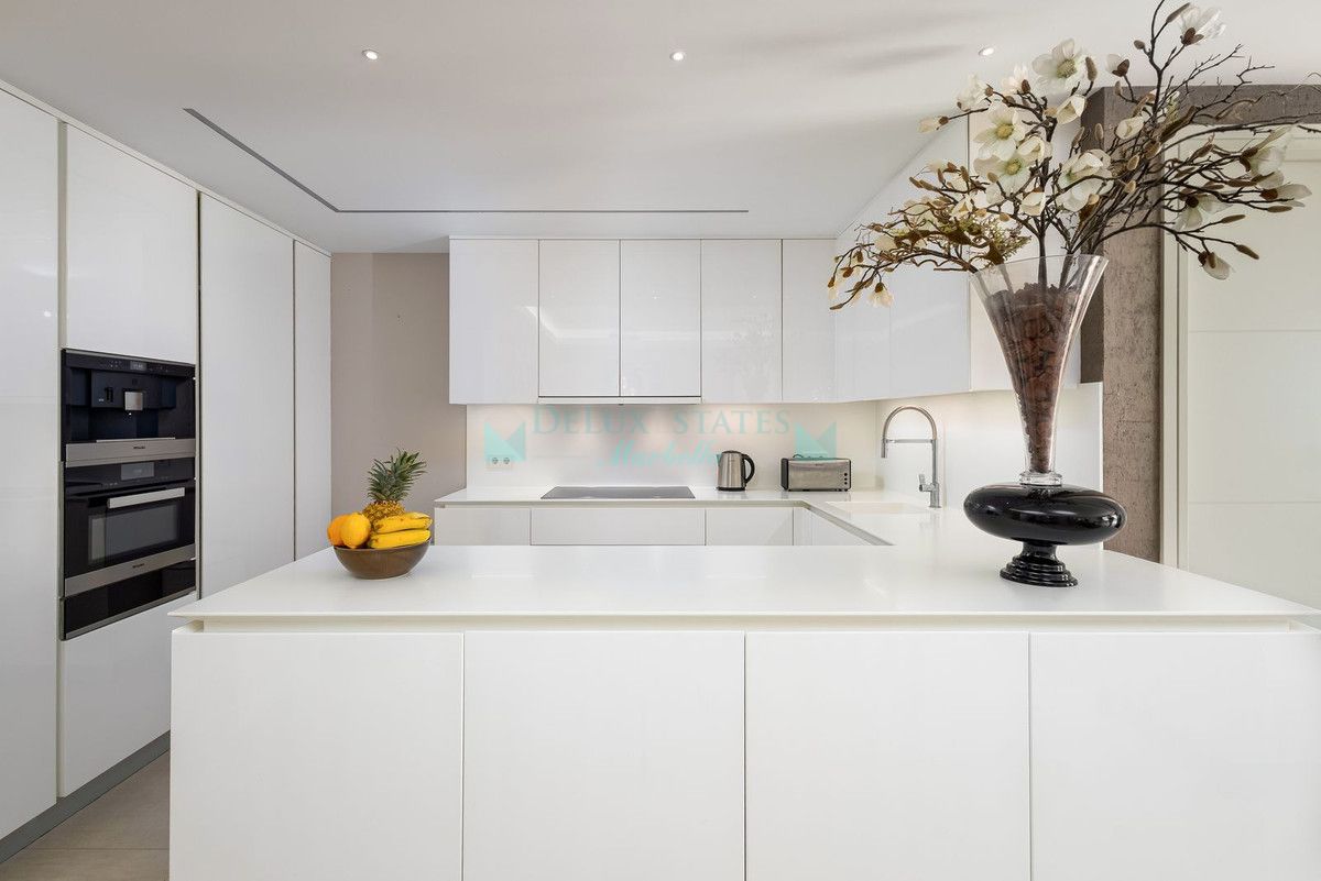 Apartment for rent in Nueva Andalucia