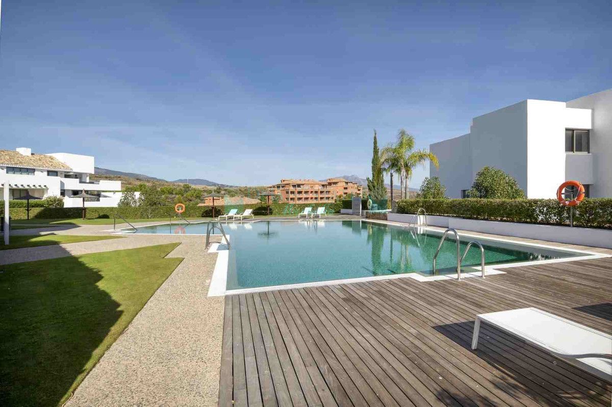 Penthouse for sale in Los Flamingos, Benahavis