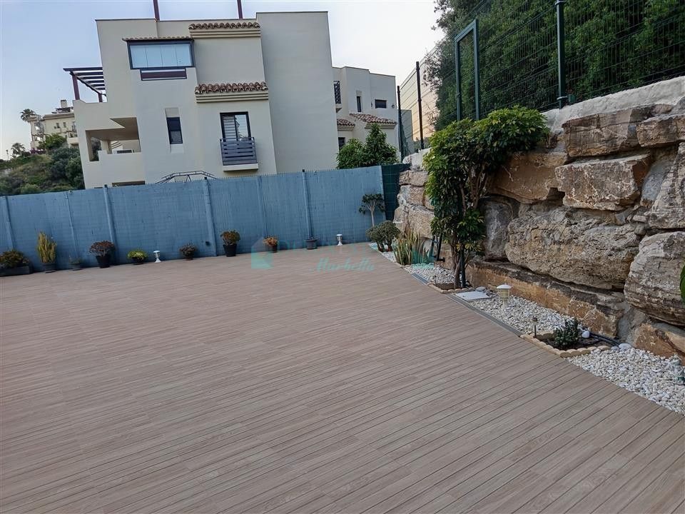 Ground Floor Apartment for sale in Selwo, Estepona