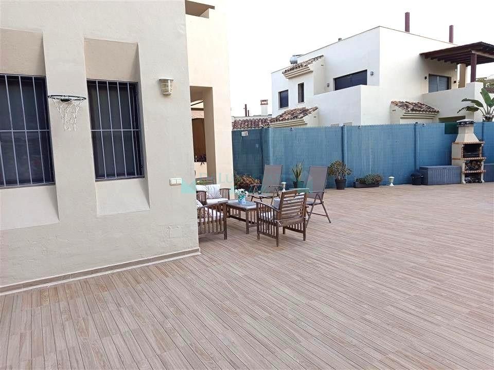 Ground Floor Apartment for sale in Selwo, Estepona