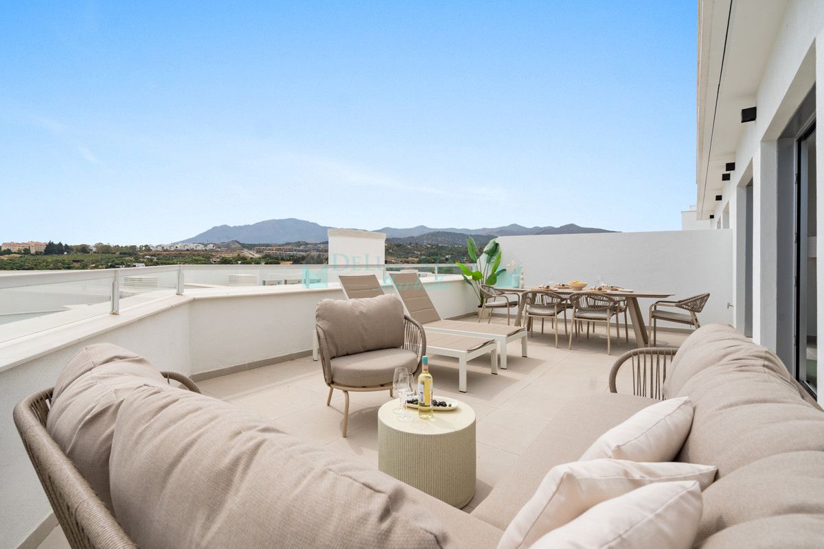 Penthouse for sale in Estepona