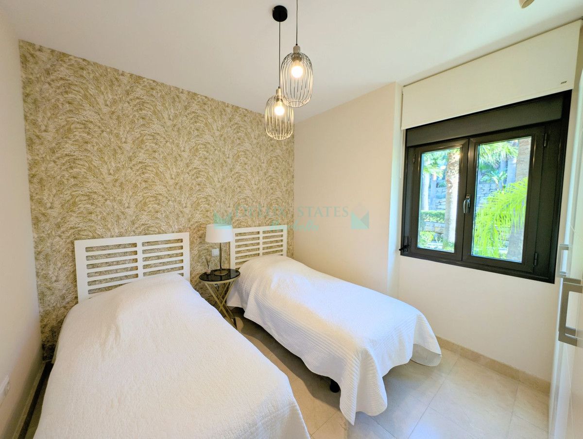 Apartment for sale in Los Flamingos, Benahavis