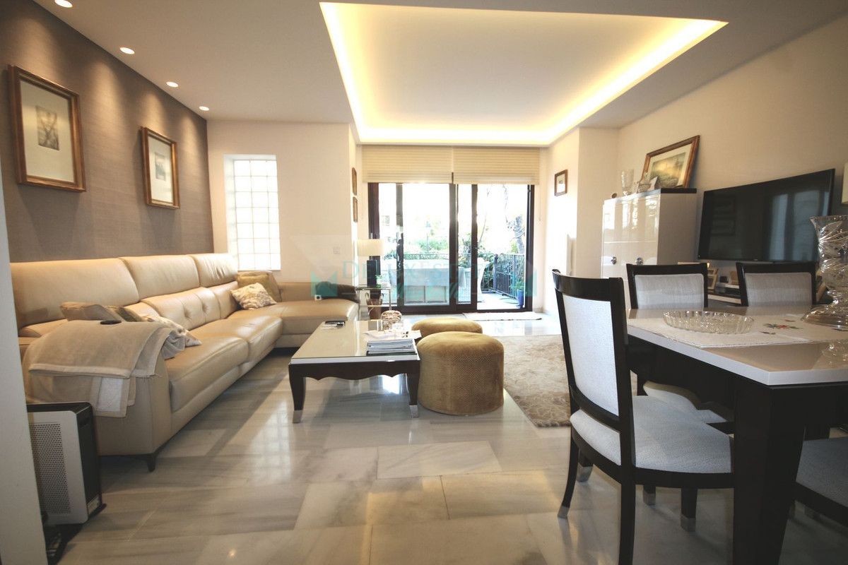 Town House for sale in Marbella