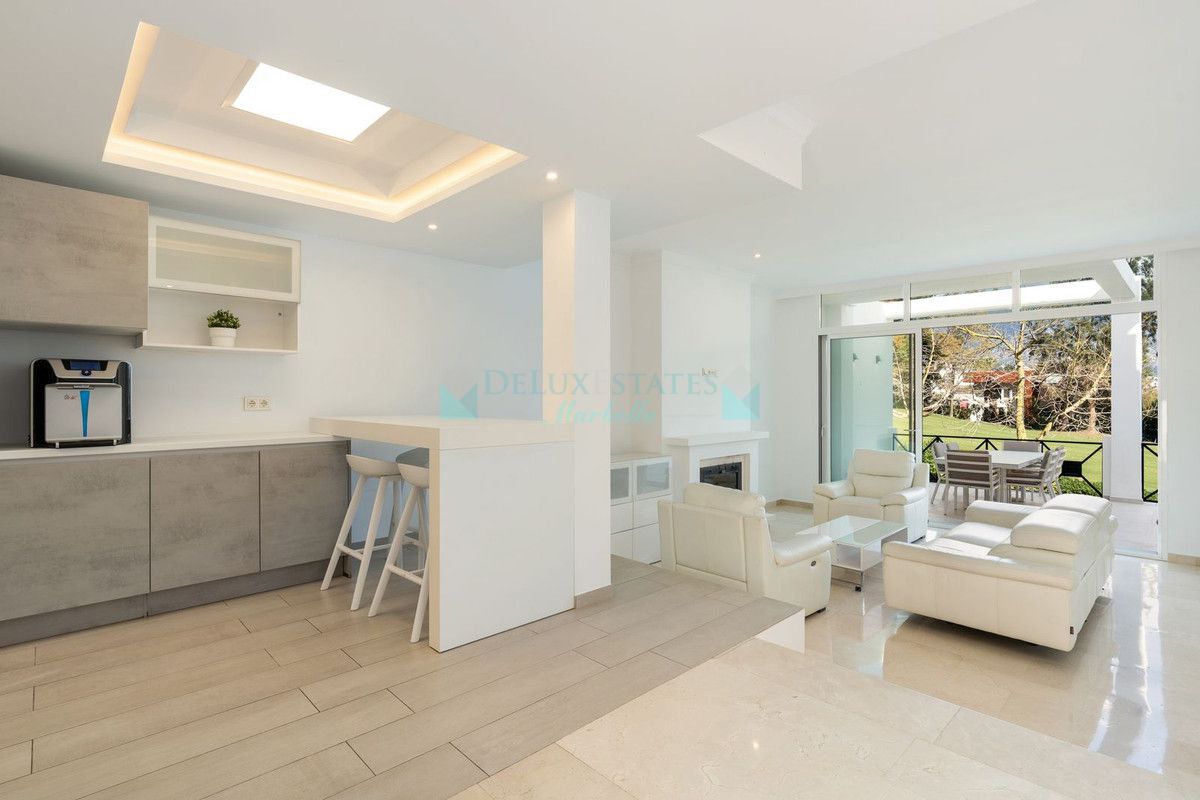 Apartment for sale in La Quinta, Benahavis