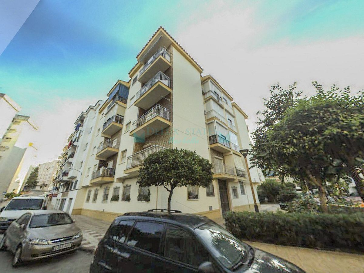 Apartment for sale in Estepona