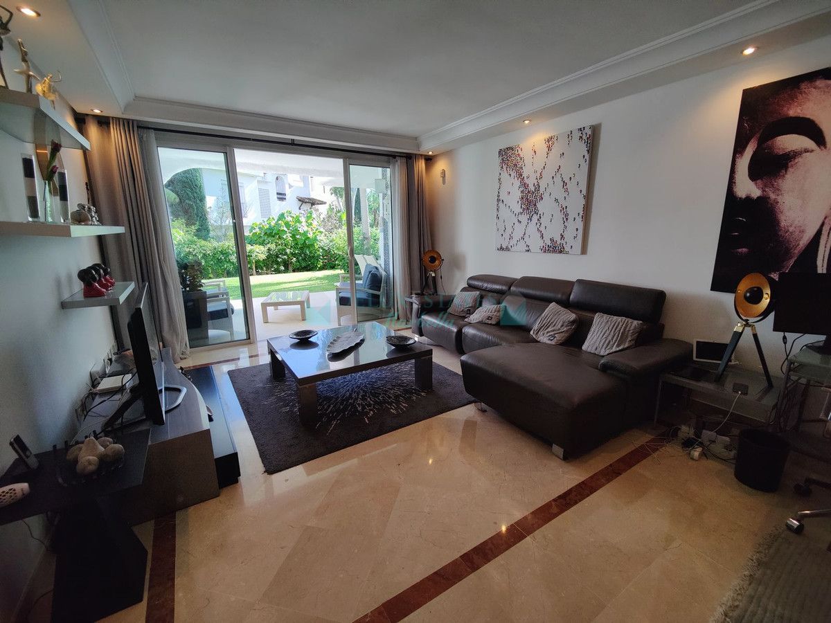 Ground Floor Apartment for rent in Marbella - Puerto Banus