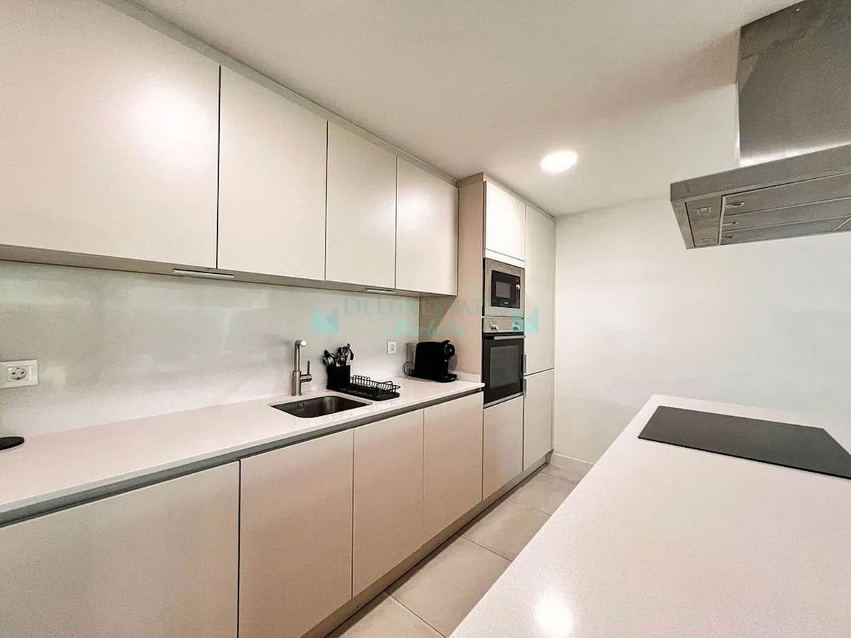 Ground Floor Apartment for rent in Selwo, Estepona