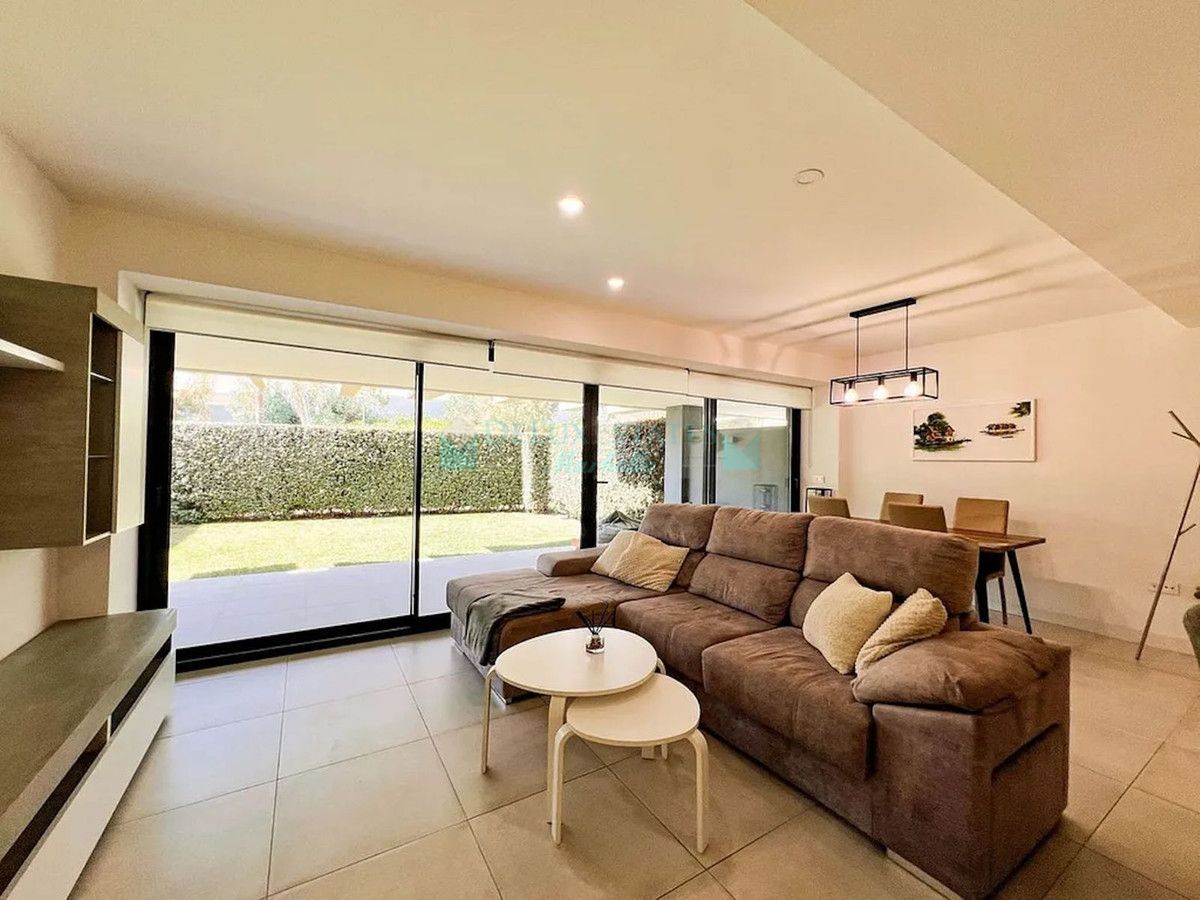 Ground Floor Apartment for rent in Selwo, Estepona