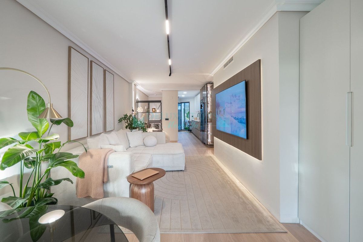 Ground Floor Apartment for sale in Selwo, Estepona