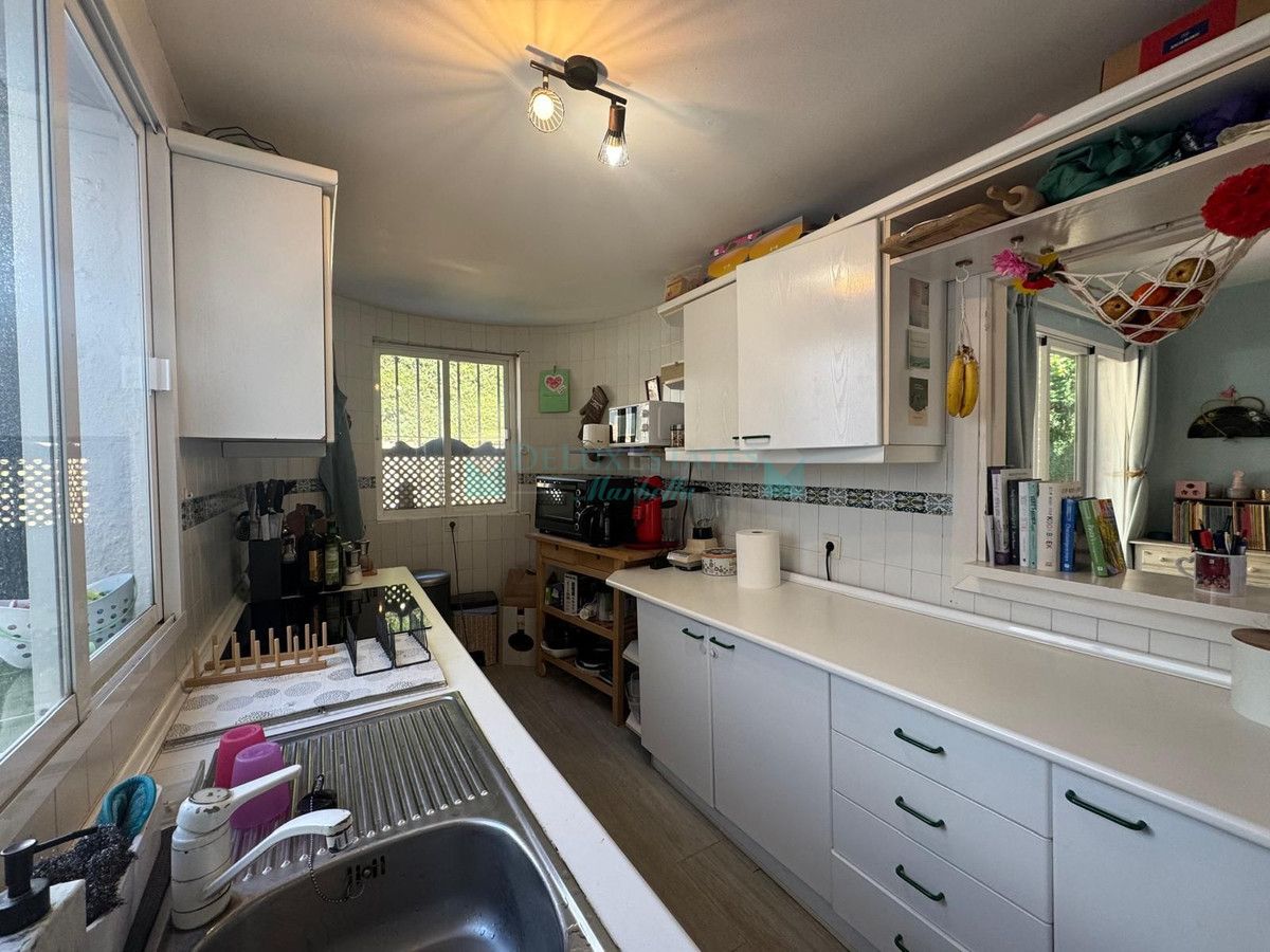 Adosado en venta en Atalaya, Estepona