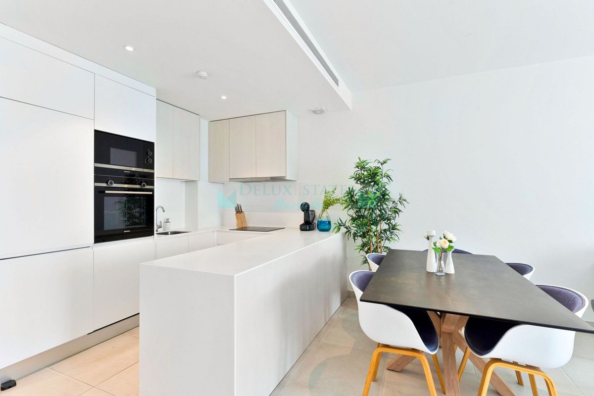 Apartamento en venta en Estepona