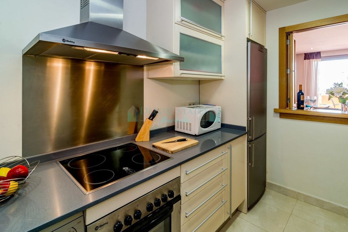 Apartment for sale in New Golden Mile, Estepona