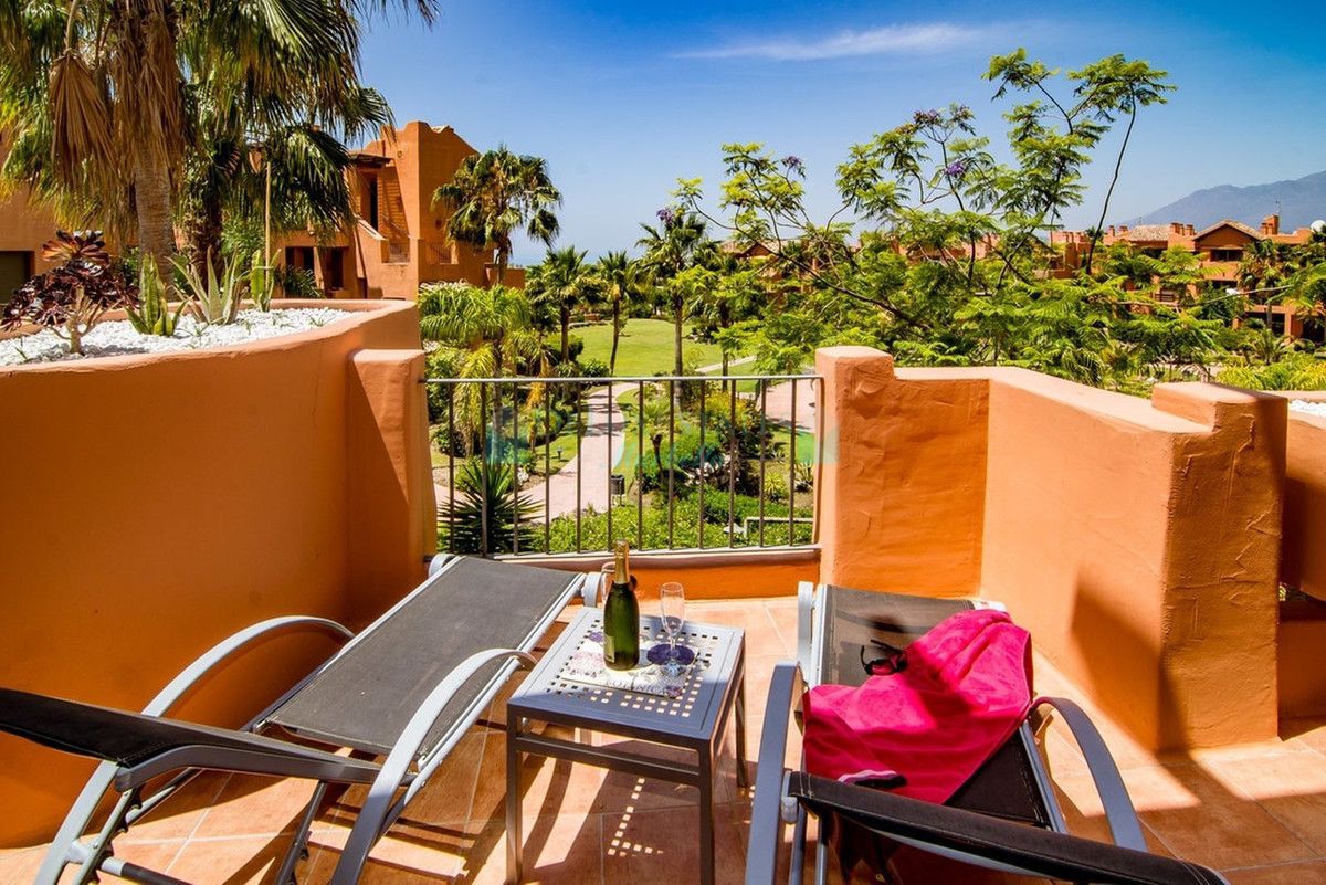 Apartment for sale in New Golden Mile, Estepona